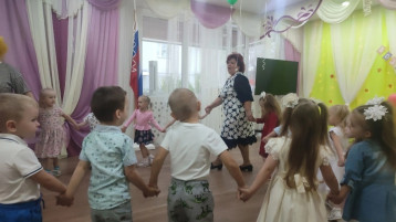 Новоселье во 2 младшей группе "Сказка" Новоселье во 2 младшей группе "Сказка".